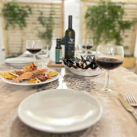 Grace - With Large Veranda, Tatil Evi